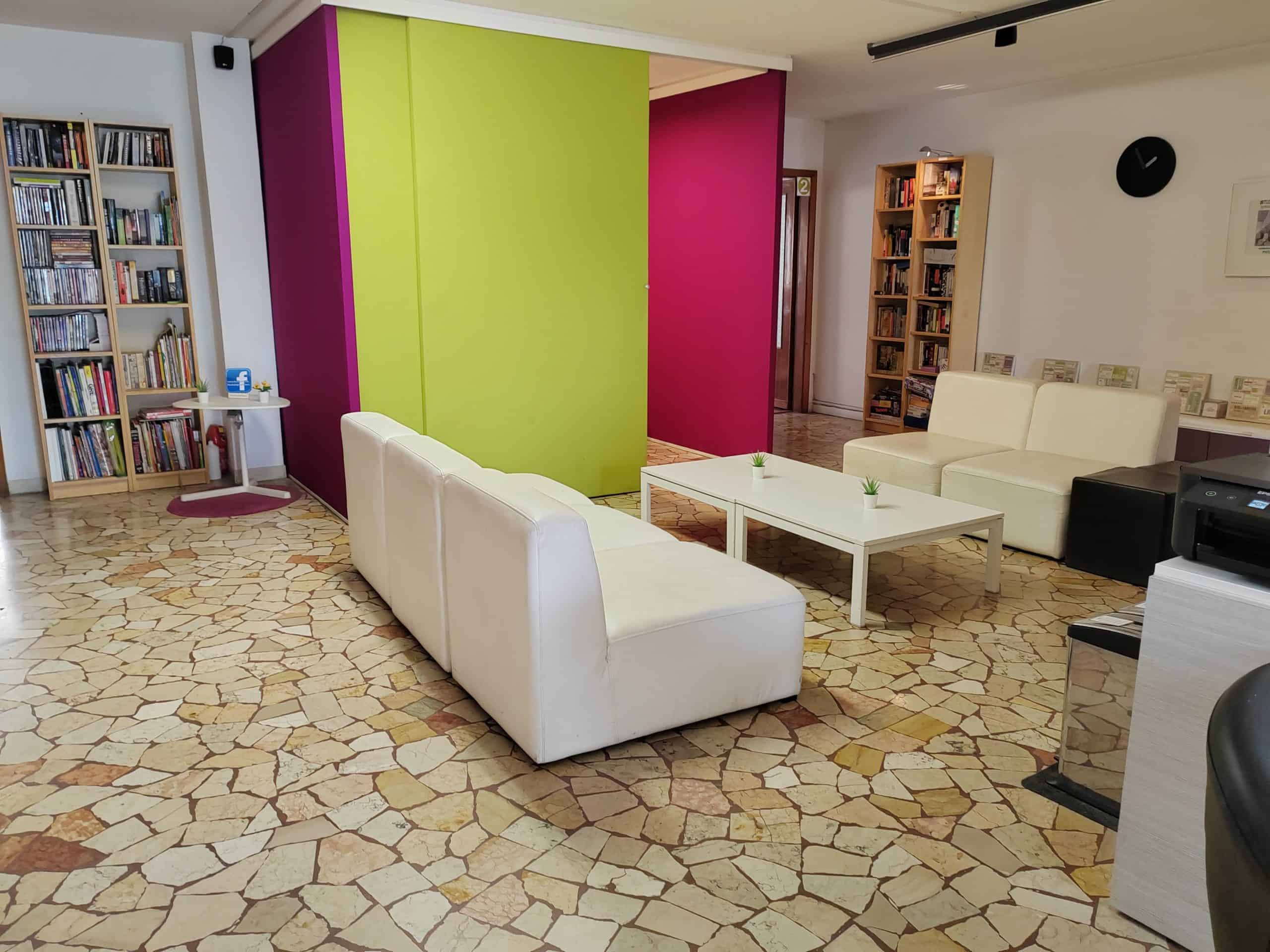 Interno accogliente della sede di Studio Inglese a Padova